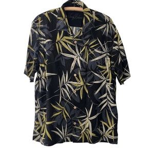 Tommy Bahama Men’s Short Sleeve Button Down Hawaiian Shirt 100% Silk Size Large